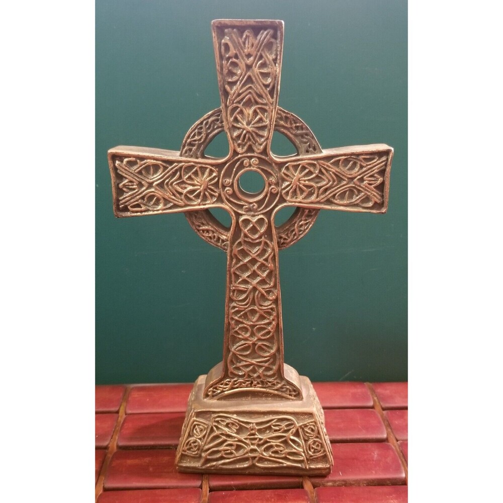 Vintage Celtic Cross Knotwork Pattern Freestanding Altar Cross Resin 8"x4.5"x2"